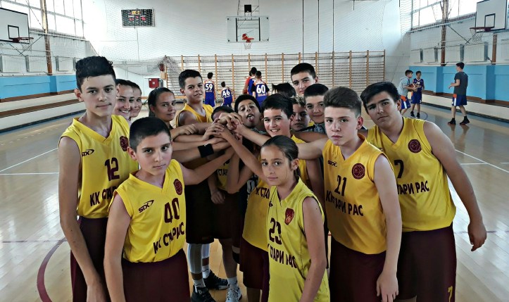 PicsArt_10-25-12.37.16